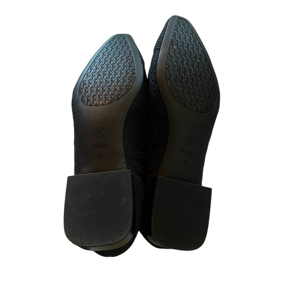 Chic Black Women's Loafers - Picture 6 of 8